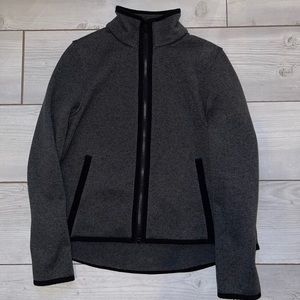 Lululemon Its Fleecing Cold Zip Up size 6